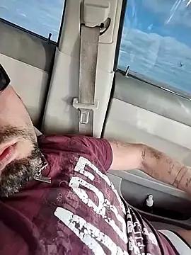 Snapshot of prettyboi6992 chatting on 02-14-26, 07:32 prettyboi6992 online show from 02-14-26, 07:32