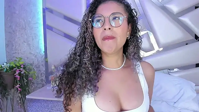 Miia002 online show from 01-20-25, 07:15