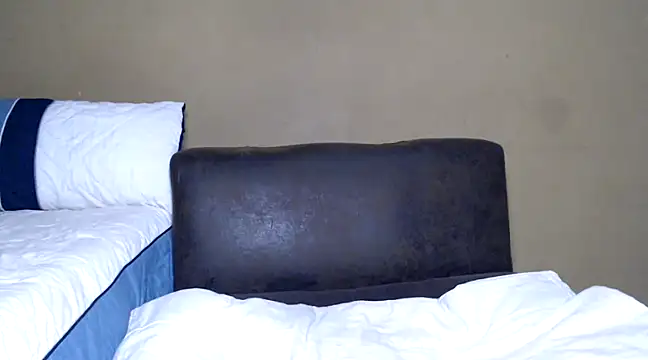 AdelaideT online show from 01-28-25, 12:26