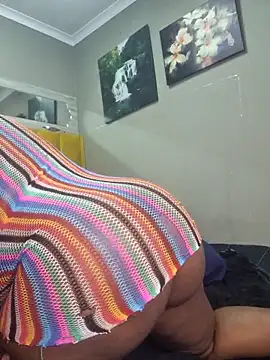 Bustygoddess32 online show from 02-20-25, 09:42