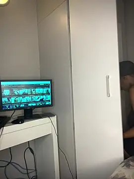 Bustygoddess32 online show from 03-25-26, 01:22