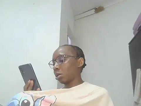 Sexxybella27 online show from 11-12-25, 07:24