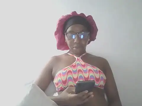 Sexxybella27 online show from 04-19-26, 12:04