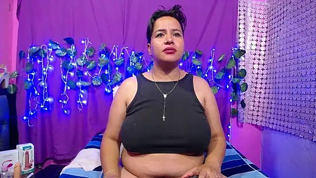 hazel 34 online show from 02-13-25, 01:40