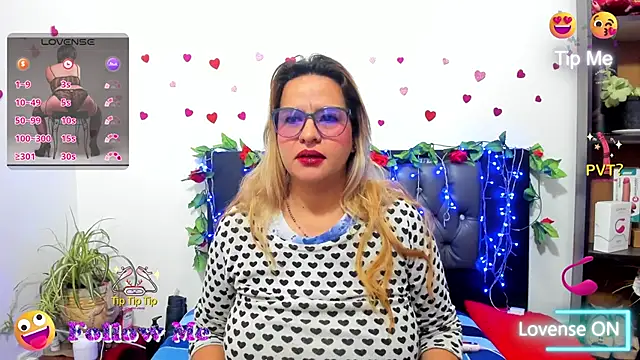 hazel 34 online show from 10-23-25, 08:24