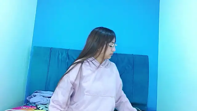 angelicatorrecm101 online show from 12-14-24, 04:56