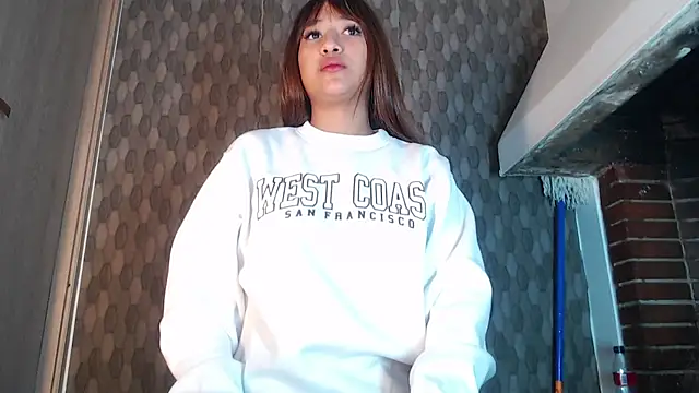 angelicatorrecm101 online show from 12-24-24, 11:06