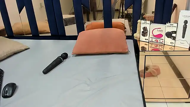 Barbie girl 69 online show from 03-12-25, 05:49