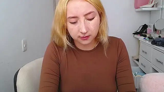 Barbie girl 69 online show from 05-21-26, 04:58