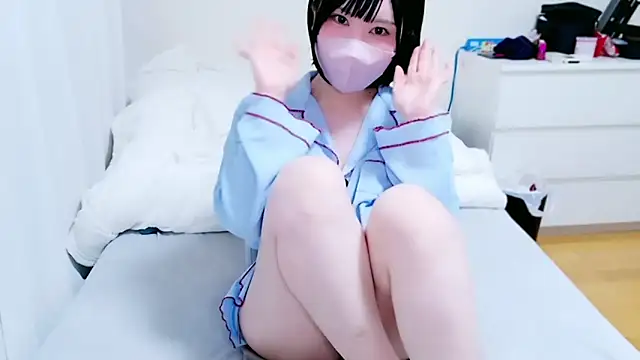 Snapshot of _HIKARU_ chatting on 03-13-25, 02:01 HIKARU online show from 03-13-25, 02:01