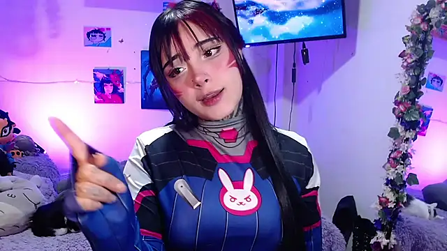 mia catt05 online show from 07-19-26, 05:00