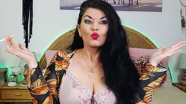 Snapshot of EllenGrace chatting on 03-15-25, 10:33 EllenGrace online show from 03-15-25, 10:33