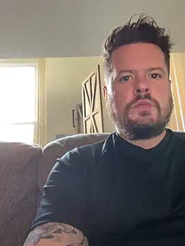 Snapshot of husband4555 chatting on 11-26-25, 07:26 husband4555 online show from 11-26-25, 07:26