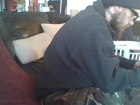 Snapshot of LongDickLance chatting on 01-08-26, 02:30 LongDickLance online show from 01-08-26, 02:30