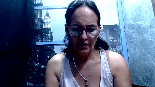 Nastylatinaxxx online show from 05-21-26, 11:28