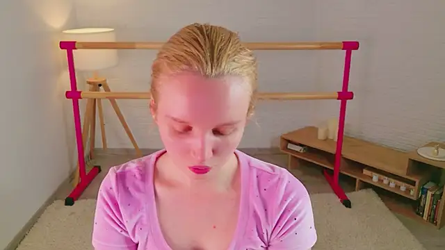Beatrica Klein online show from 07-22-26, 05:43