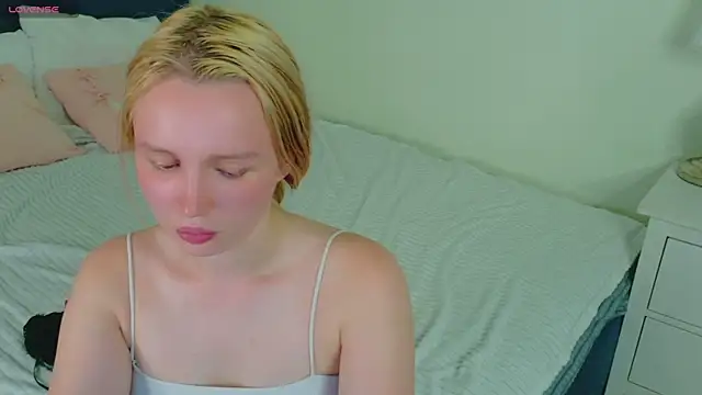 Beatrica Klein online show from 07-31-26, 02:05