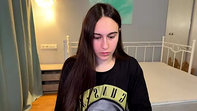 AliceKolltt online show from 06-13-26, 11:02