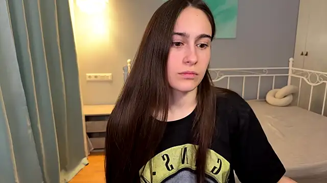 AliceKolltt online show from 06-16-26, 08:55