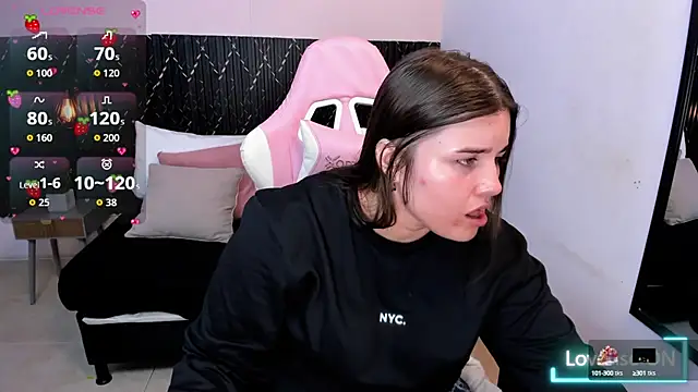 Aabby lee online show from 10-07-25, 06:38