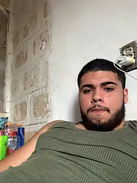 Snapshot of Casal_Safado_ chatting on 03-13-25, 06:01 Casal Safado online show from 03-13-25, 06:01