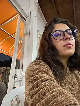 EmaSaenz online show from 01-29-25, 11:35