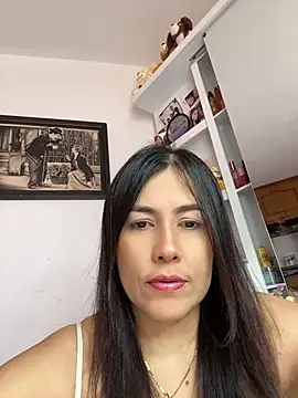 manuela star online show from 05-20-26, 05:19
