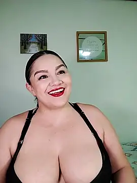 Snapshot of antoniamoreno82 chatting on 03-19-25, 08:00 antoniamoreno82 online show from 03-19-25, 08:00