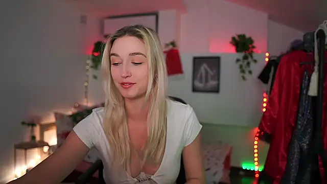 Snapshot of Alexis___Texas chatting on 12-11-24, 07:57 Alexis Texas online show from 12-11-24, 07:57