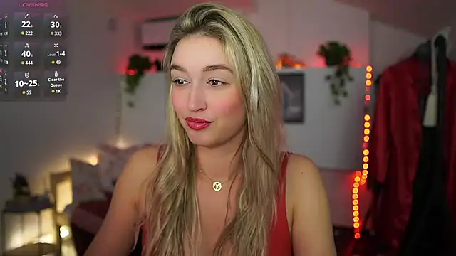 Snapshot of Alexis___Texas chatting on 01-08-25, 08:50 Alexis Texas online show from 01-08-25, 08:50