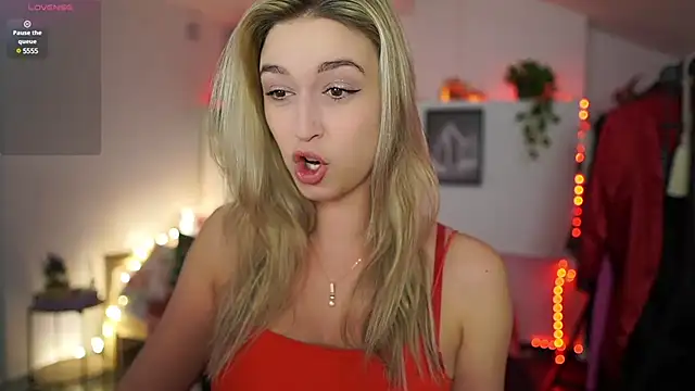 Snapshot of Alexis___Texas chatting on 01-15-25, 07:55 Alexis Texas online show from 01-15-25, 07:55