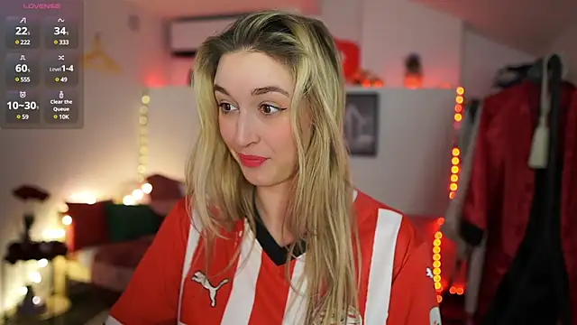 Snapshot of Alexis___Texas chatting on 02-19-25, 11:04 Alexis Texas online show from 02-19-25, 11:04