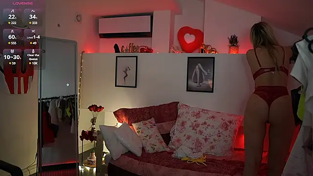 Snapshot of Alexis___Texas chatting on 03-07-25, 10:21 Alexis Texas online show from 03-07-25, 10:21