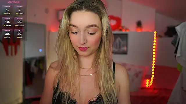 Snapshot of Alexis___Texas chatting on 03-12-25, 07:49 Alexis Texas online show from 03-12-25, 07:49