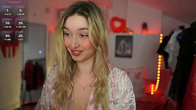 Snapshot of Alexis___Texas chatting on 03-21-25, 07:13 Alexis Texas online show from 03-21-25, 07:13