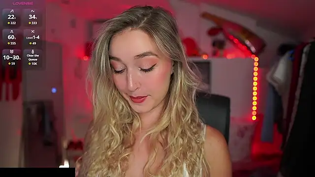 Snapshot of Alexis___Texas chatting on 10-03-25, 06:16 Alexis Texas online show from 10-03-25, 06:16