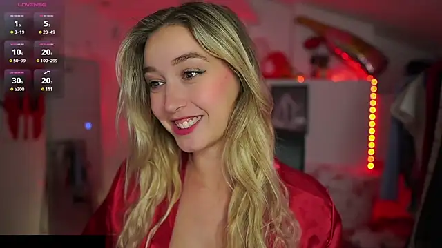 Snapshot of Alexis___Texas chatting on 10-04-25, 01:31 Alexis Texas online show from 10-04-25, 01:31