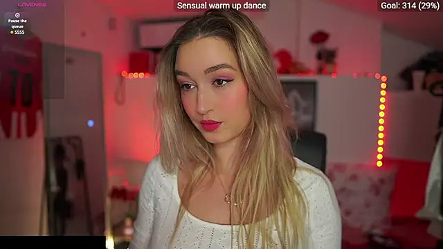 Snapshot of Alexis___Texas chatting on 11-04-25, 02:16 Alexis Texas online show from 11-04-25, 02:16