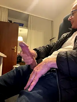 Frank22xx online show from 10-26-25, 05:52