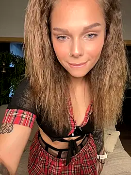 Snapshot of HumbleJess chatting on 11-01-25, 08:38 HumbleJess online show from 11-01-25, 08:38