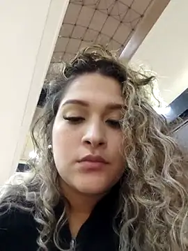 Sara smiiith211 online show from 02-22-25, 11:46