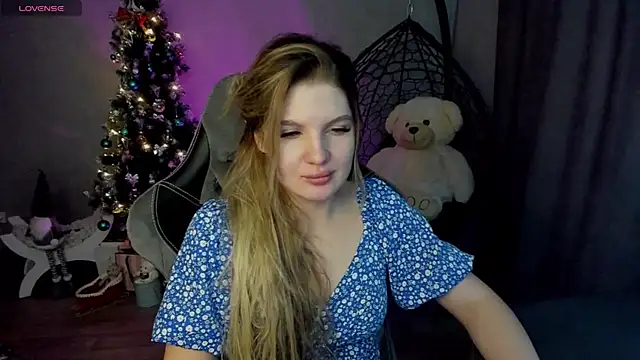 lily williamss online show from 12-23-24, 06:11