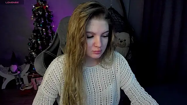 Snapshot of lily_williamss chatting on 01-15-25, 12:30 lily williamss online show from 01-15-25, 12:30