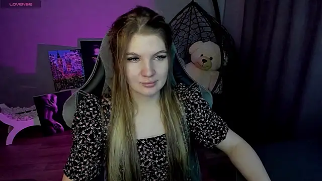 Snapshot of lily_williamss chatting on 01-22-25, 03:52 lily williamss online show from 01-22-25, 03:52