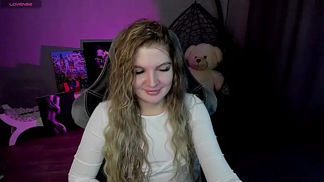 Snapshot of lily_williamss chatting on 01-28-25, 03:36 lily williamss online show from 01-28-25, 03:36