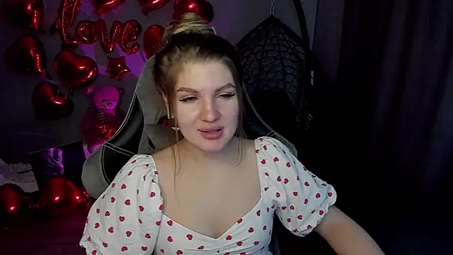 lily williamss online show from 02-14-25, 03:11