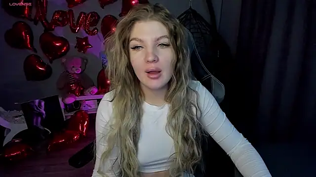 Snapshot of lily_williamss chatting on 02-19-25, 11:57 lily williamss online show from 02-19-25, 11:57