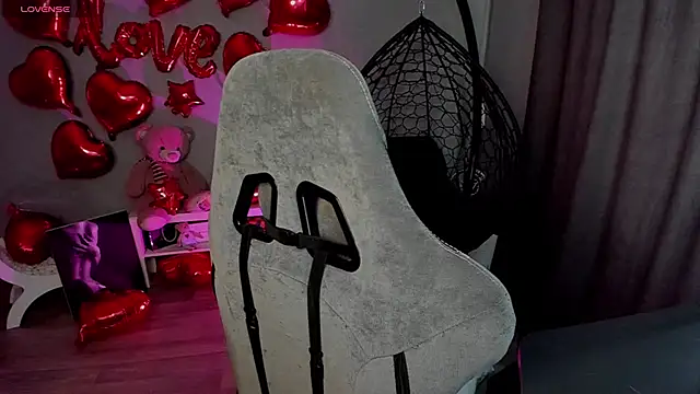 Snapshot of lily_williamss chatting on 02-28-25, 03:59 lily williamss online show from 02-28-25, 03:59