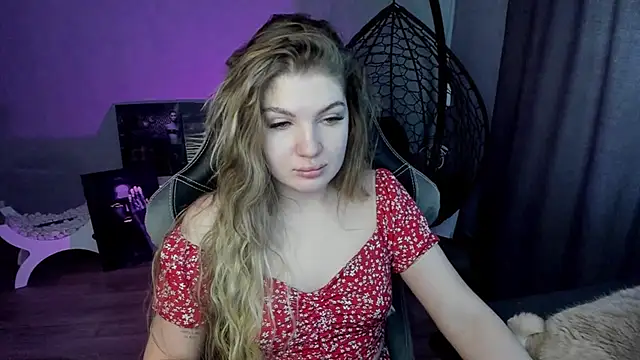 Snapshot of lily_williamss chatting on 03-13-25, 03:54 lily williamss online show from 03-13-25, 03:54