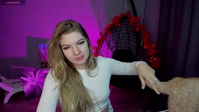 Snapshot of lily_williamss chatting on 09-11-25, 12:11 lily williamss online show from 09-11-25, 12:11